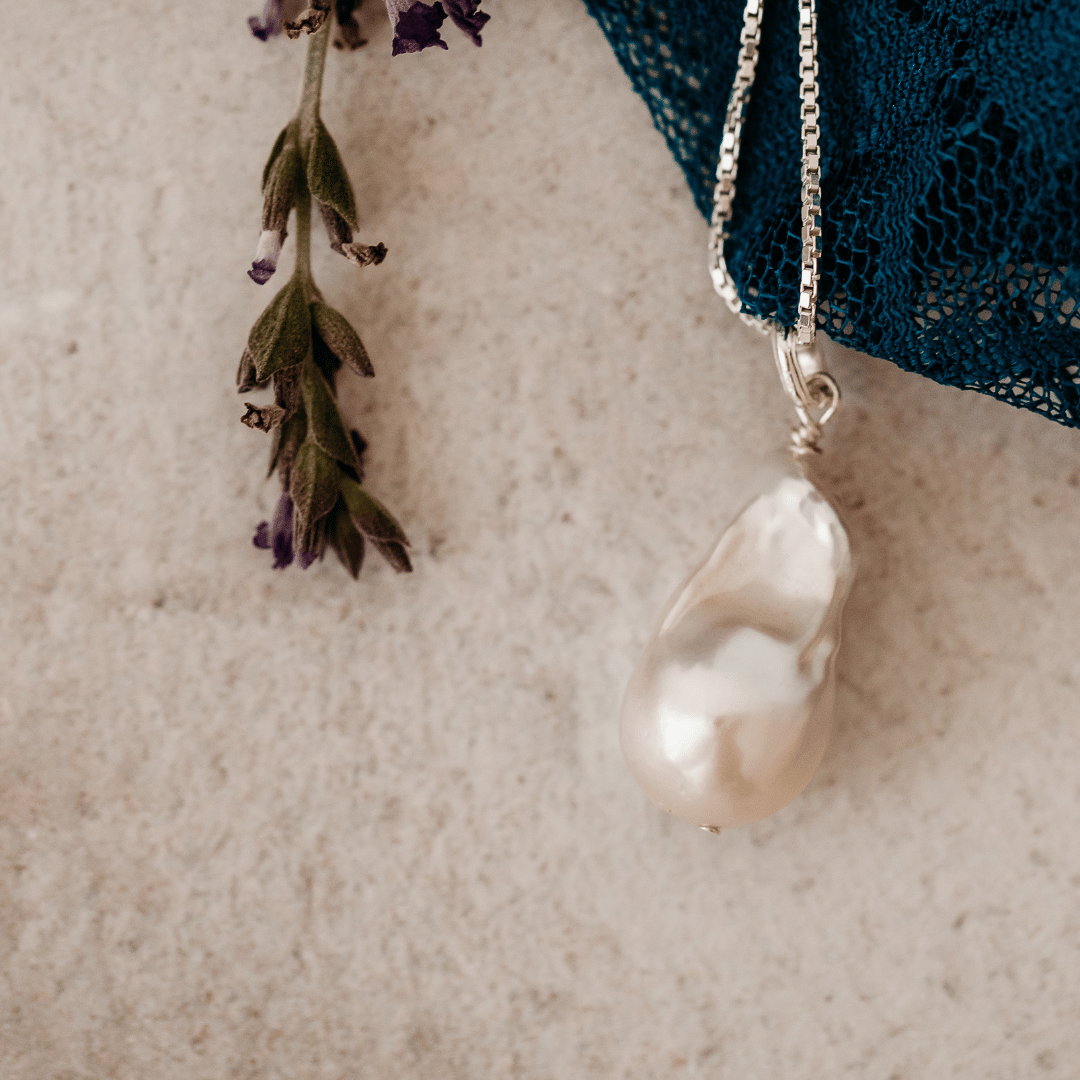 Baroque Pearl Pendant