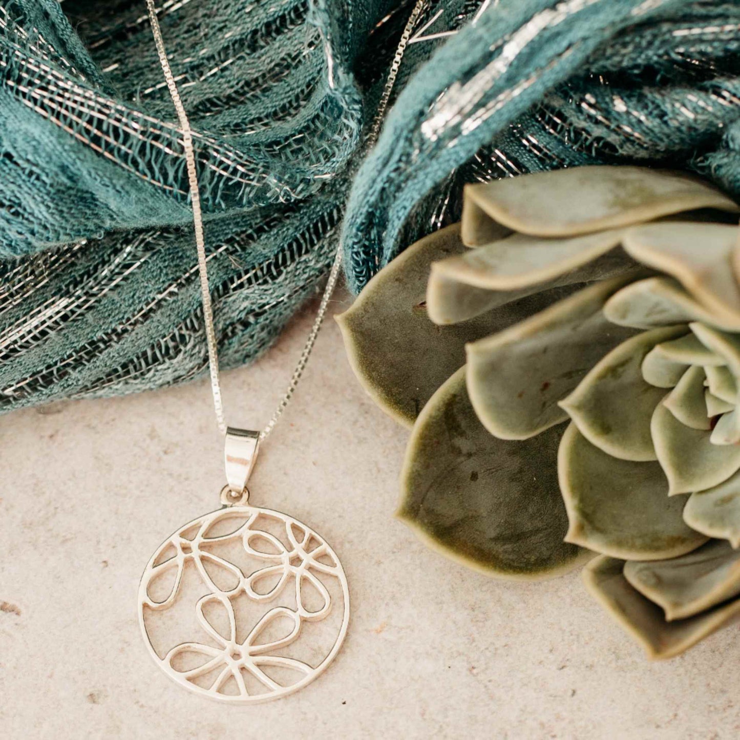 Sterling Silver 25mm Cut-Out Daisy Disk Pendant