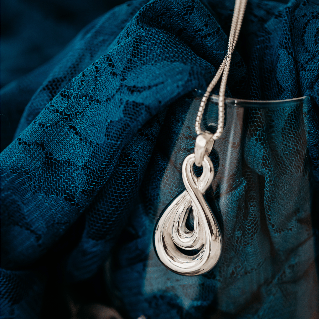 Sterling Silver Twisted Charm Pendant Necklace