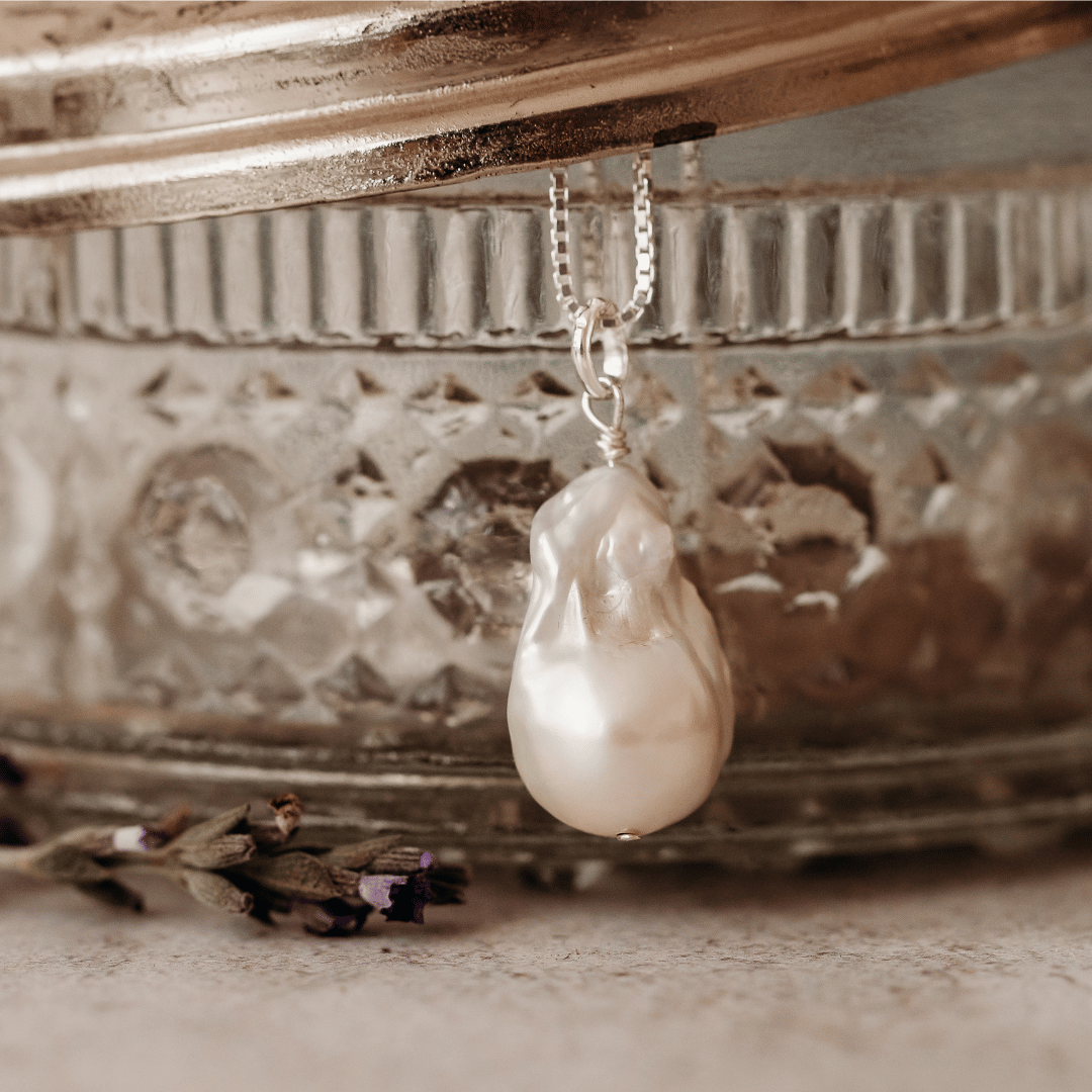 Baroque Pearl Pendant