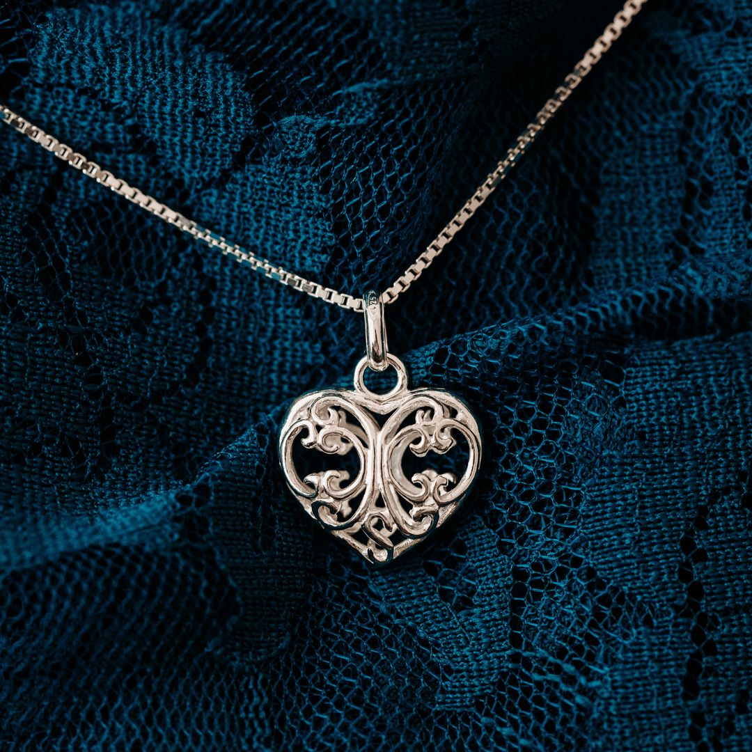 Sterling Silver Decorative Silver Heart Pendant