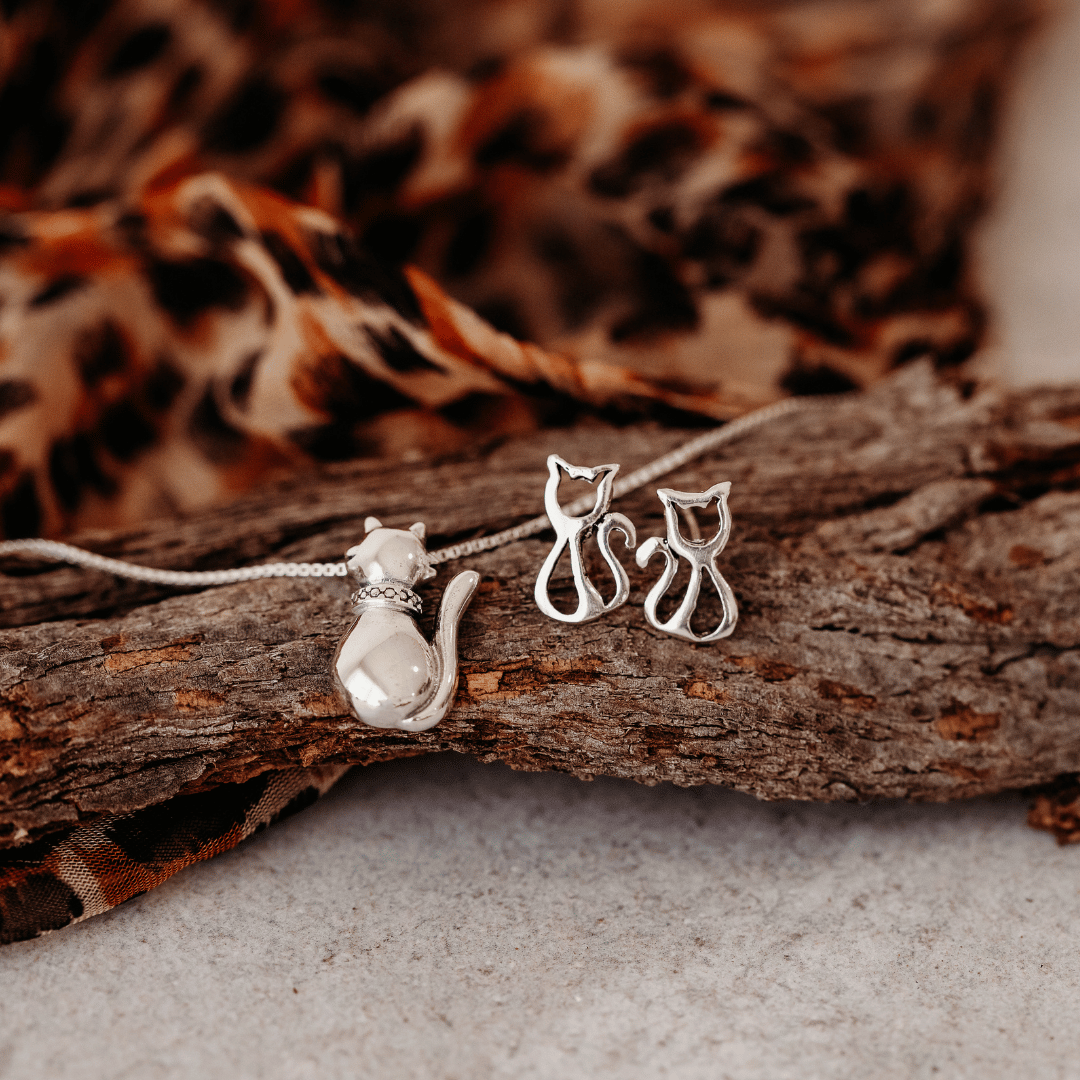 Sterling Silver Hind Sight Solid Cat Pendant