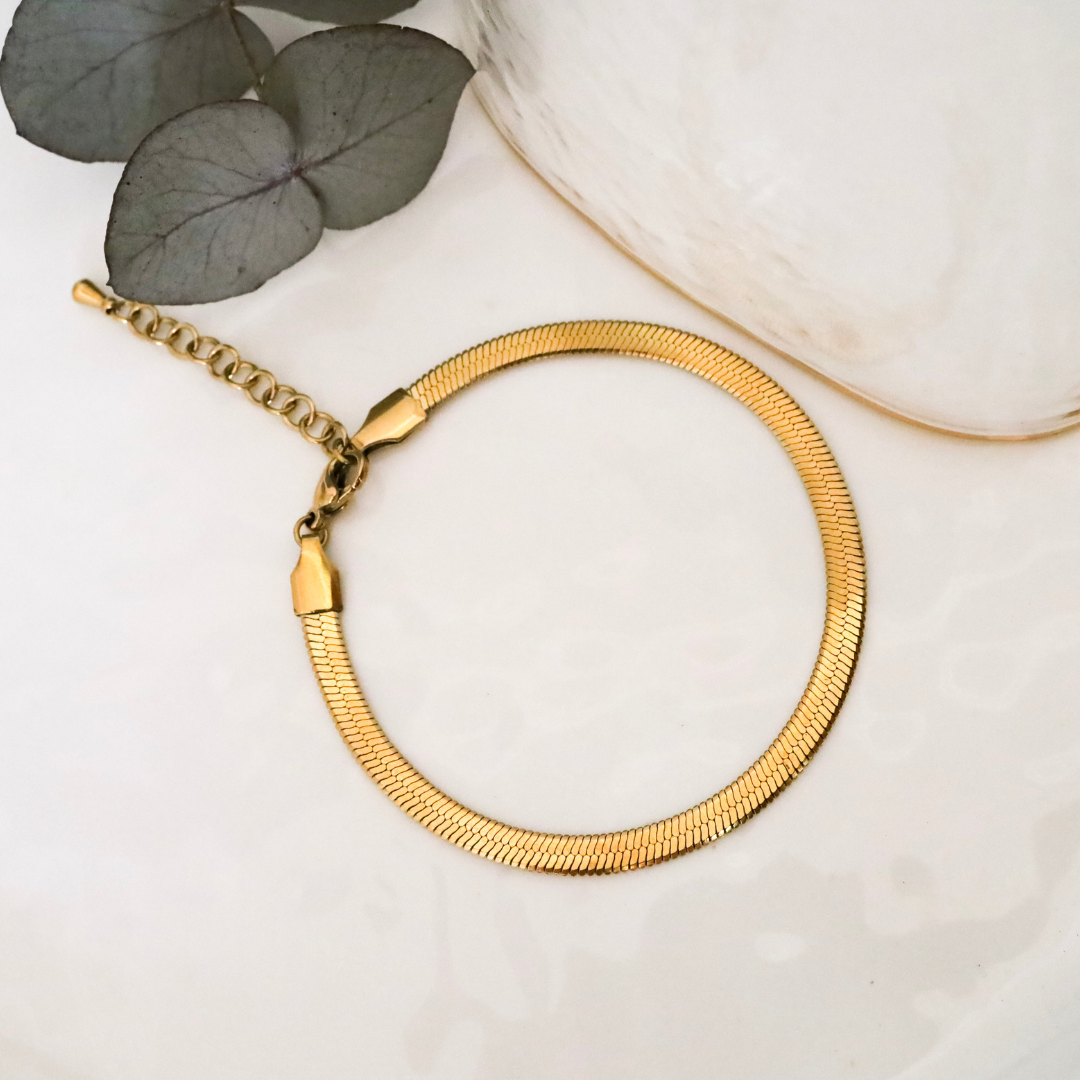 18ct Gold Plated 4mm Heringbone Bracelet with Extention